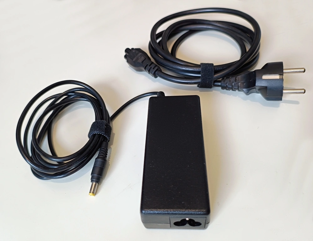 Originál HP AC Adapter Power Supply HP OK065B13 LF, 380467-003, 402018-001, SU10095-1003, 18.5V, 3.5A, 65W SKLADEM