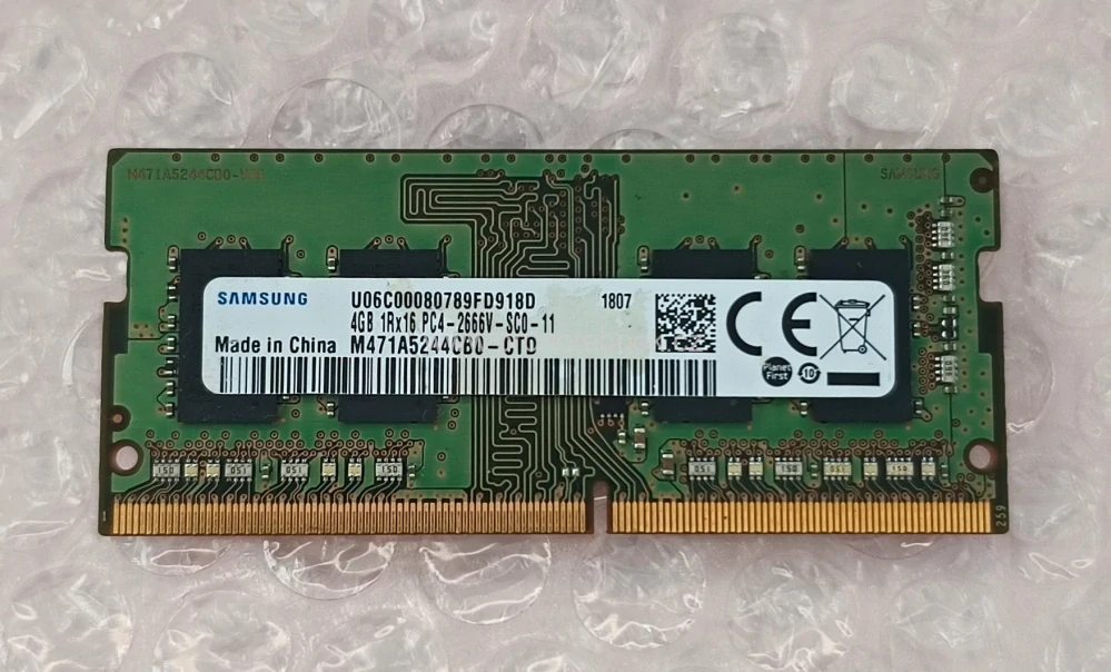 SAMSUNG M471A5244CB0-CTD 4GB DDR4 260-pin SO-DIMM PC4-21333 2666Mhz CL19 1Rx16 1.2V non-ECC SKLADEM