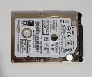HITACHI – HTS725032A7E630  – 320GB, 7200rpm,  32MB cache, SATA III, 2.5“, SLIM 7mm SKLADEM
