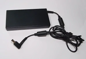 MSI Chicony A15-180P1A REV:02, A180A012L, 19.5V, 9.23A, 180W, 7.4 mm x 5.0 mm SKLADEM