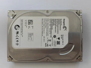 Seagate Barracuda ST3250312AS, 7200.12 - 250GB - 7200 RPM SATA 3Gb/s, 8MB, 100535704 REV C
