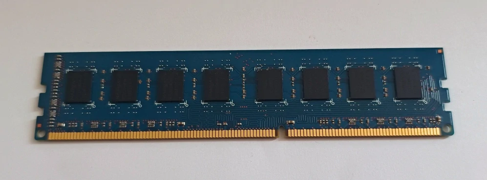 Nanya NT4GC64B8HG0NF-DI 4GB 240Pin DIMM DDR3, 1.5V, 2Rx8, non-ECC, CL 11, PC3-12800U, 1600MHz SKLADEM