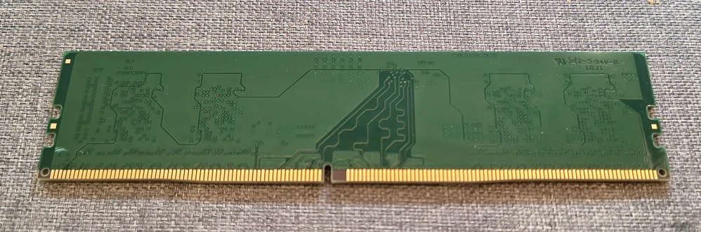 Kingston 4GB DDR4 2400MHz KVR24N17S6 0740617273915 DIMM PC4-19200 Non-ECC 1Rx16 1.2V CL17 SKLADEM