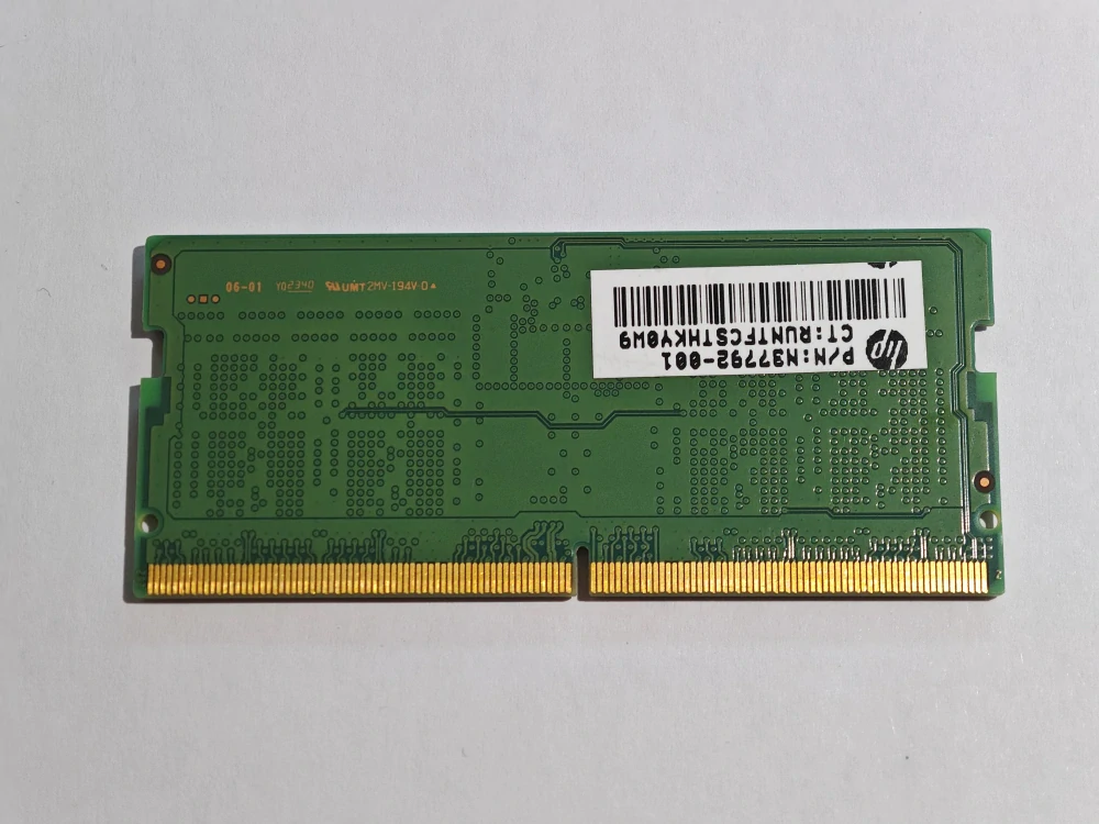 Samsung M425R1GB4BBO-CWMOD 8GB DDR5 262-pin SO-DIMM PC5-44800 5600Mhz CL46 1Rx16 1.1V non-ECC SKLADEM