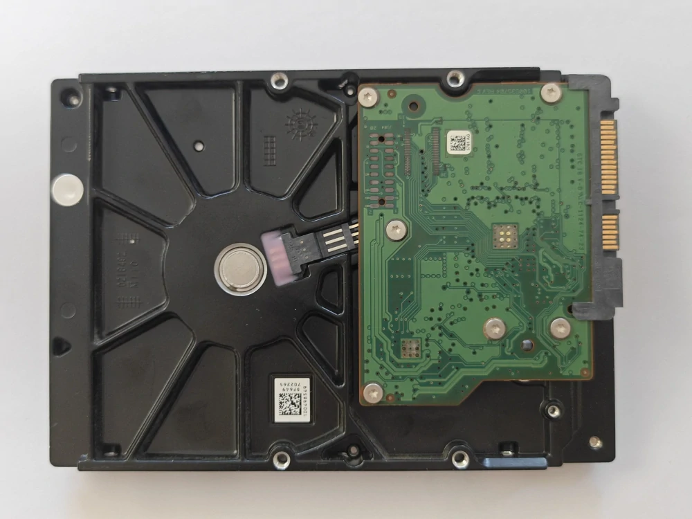 Seagate Barracuda ST3250312AS, 7200.12 - 250GB - 7200 RPM SATA 3Gb/s, 8MB, 100535704 REV C
