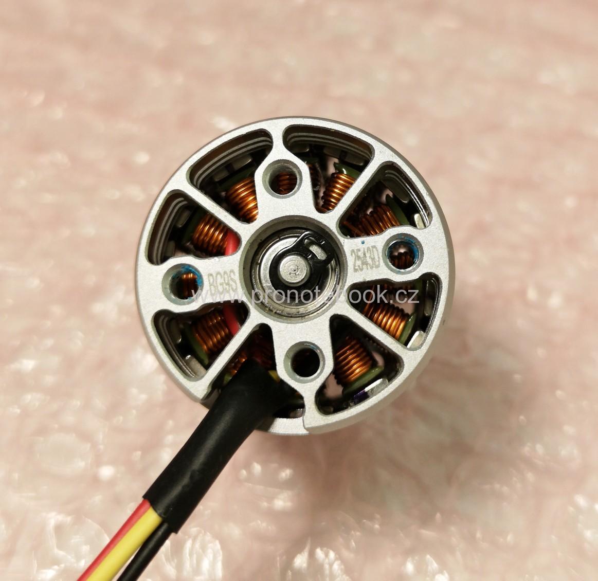 DJI PHANTOM 3 2312A MOTOR CW PART 95 CP.PT.000279