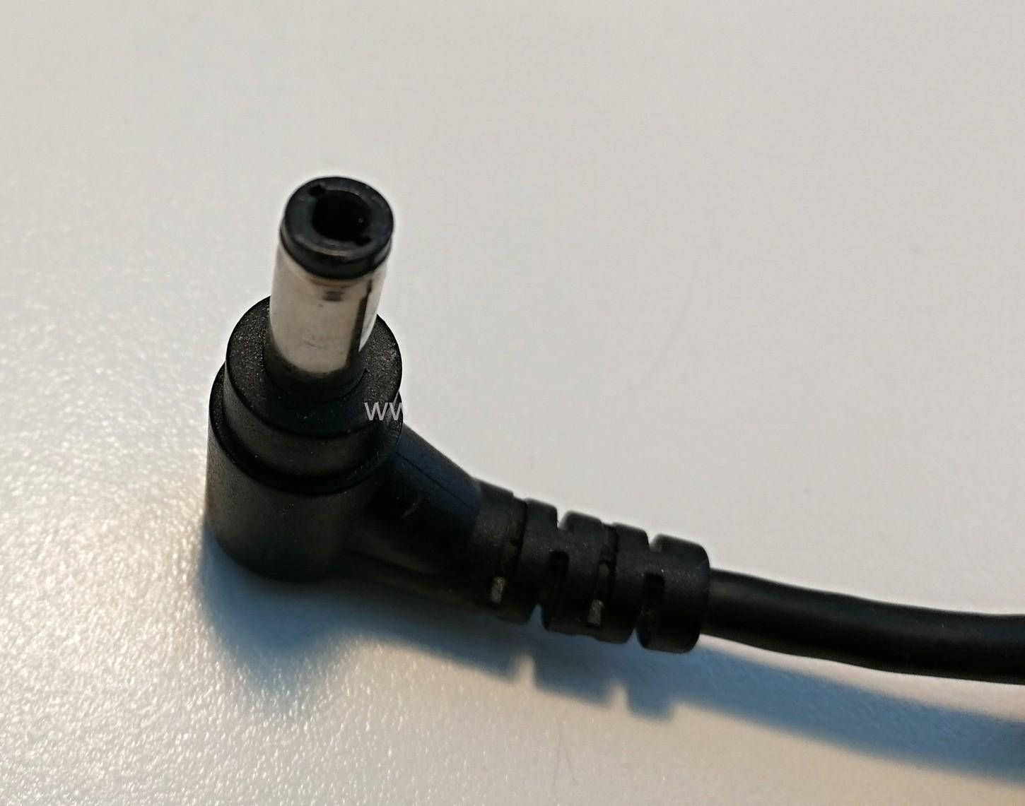 Originál S26113-E518-V55, ADP-90SB AD 20V 4.5A konektor 5.5mm 2.5mm