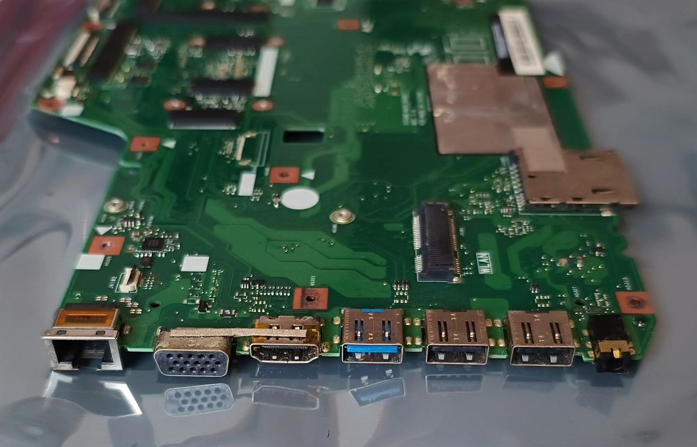 Asus X751MD Main Board REV. 2.0, N3540, GT820M, DDR3, USB3.0, HDMI, VGA, 60NB0600-MB2800