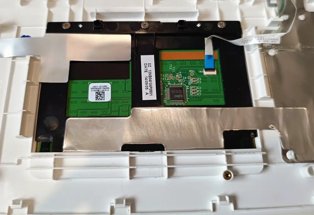 ASUS X751MD Palmrest 13NB04IXP05011, keyboard 0KNB0-610KCZ, touchpad 13NB04I1AP0801 SKLADEM